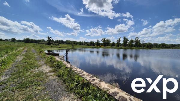 Etang de 7,5 ha sur 17 ha de terrain et projet possible d’accueil touristique