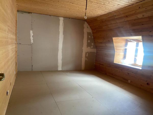 Maison en pierre de 240m² - 9 pièces