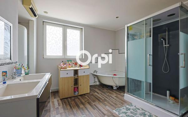 Maison à vendre    5 pièces • 155 m2 Tourcoing