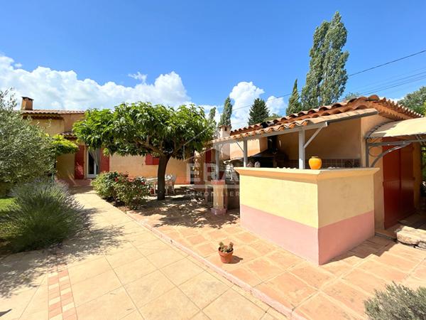 A VENDRE 84240 LA TOUR D'AIGUES MAISON 5 PIECES D'ENVIRON 125M² AVEC PISCINE, GARAGE ET JARDIN DE 1648M²