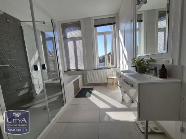 Maison à louer 5 pièces 150.47m² Tourcoing (59200)