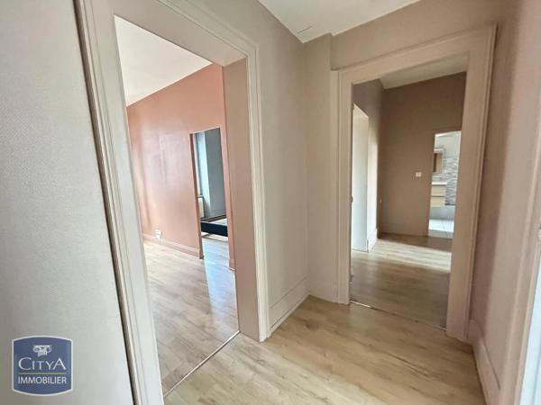 Appartement à louer 3 pièces 62.41m² Belfort (90000)