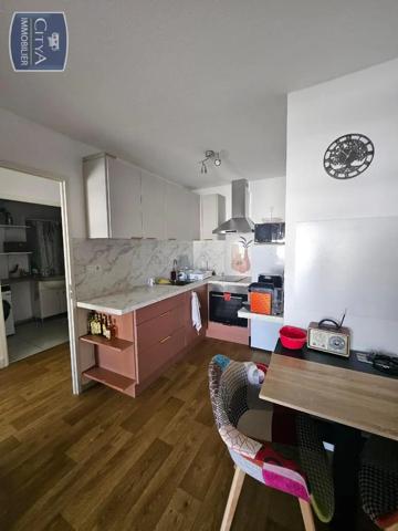 Appartement à louer 2 pièces 38.3m² Lormont (33310)