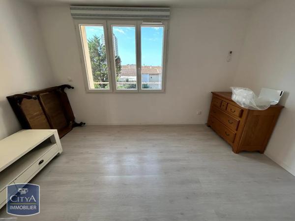 Appartement à louer 3 pièces 53.06m² Port-de-Bouc (13110)