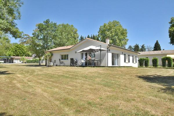 Maison récente à vendre à Bergerac - 3 chambres, grand terrain !