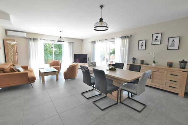 Maison récente à vendre à Bergerac - 3 chambres, grand terrain !