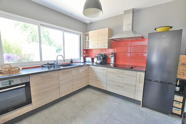 Maison récente à vendre à Bergerac - 3 chambres, grand terrain !