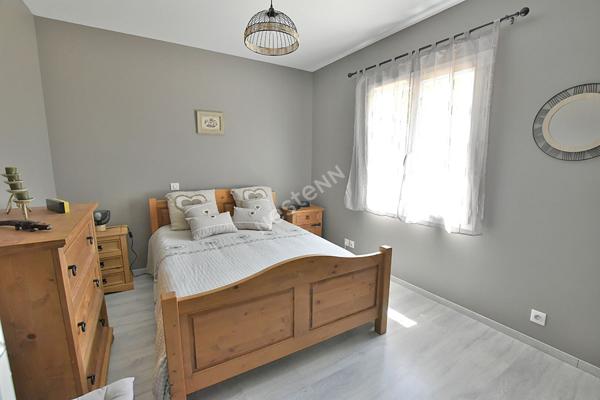 Maison récente à vendre à Bergerac - 3 chambres, grand terrain !