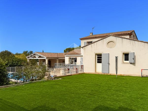 Maison Cabries 7 pièce(s) 257.01 m2