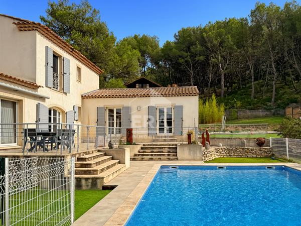 Maison Cabries 7 pièce(s) 257.01 m2