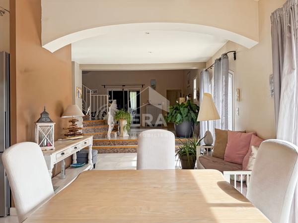 Maison Cabries 7 pièce(s) 257.01 m2