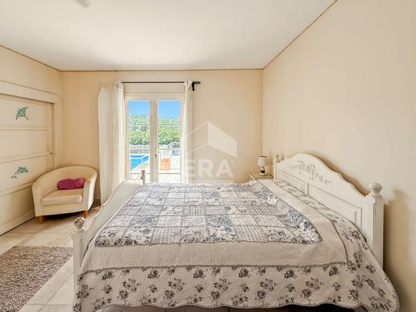 Maison Cabries 7 pièce(s) 257.01 m2