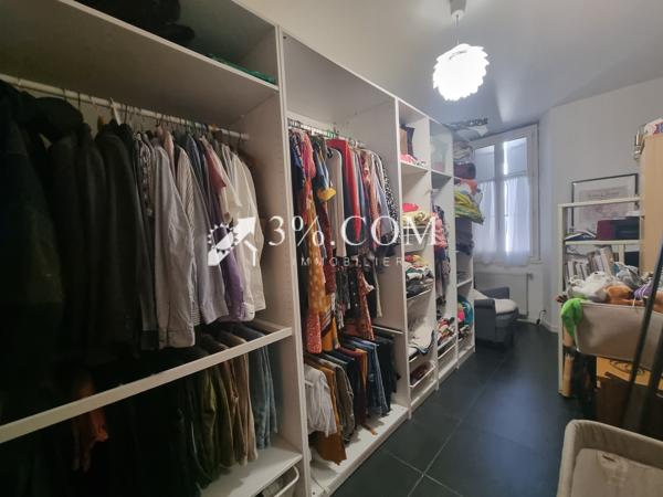 Duplex
                                                                                                                                                                                                                                                                                                                        6 pièce(s)                                                                                                                                                                                                          4 chambre(s)                                                                                                                                                                                                          140  m²