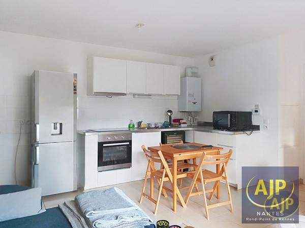 Appartement à vendre Nantes - 2 pièces, 43m² avec 1 chambre(s) à 170 000€ - AJP Immobilier Nantes Rond-Point de Rennes