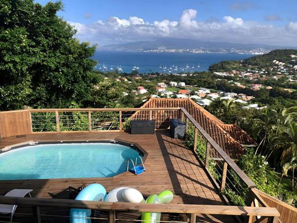 Immeuble F10 aux Trois-Îlets de 227m2 -Vue Mer Panoramique et Piscine