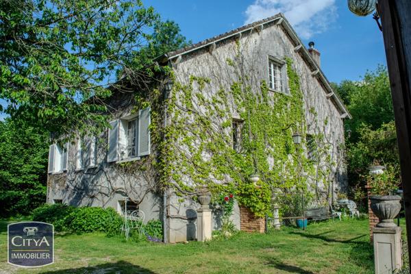 Maison à vendre 5 pièces 160m² Bourges (18000)