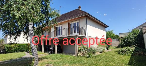 Belle maison familiale avec 4 chambres située à Champagne-sur-Seine