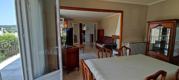 Belle maison familiale avec 4 chambres située à Champagne-sur-Seine