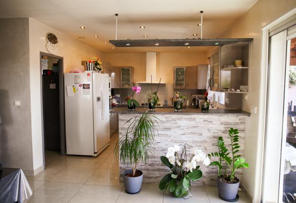 Gignac-la-Nerthe (13180) Maison d'env 120m² sur terrain de plus de 850m²