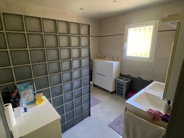 Gignac-la-Nerthe (13180) Maison d'env 120m² sur terrain de plus de 850m²