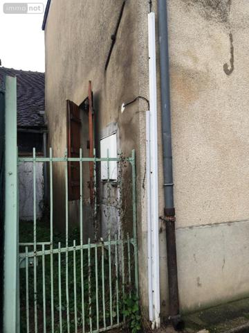 Maison à vendre à Saint-Julien-du-Sault dans l'Yonne (89330), ref : 2300025