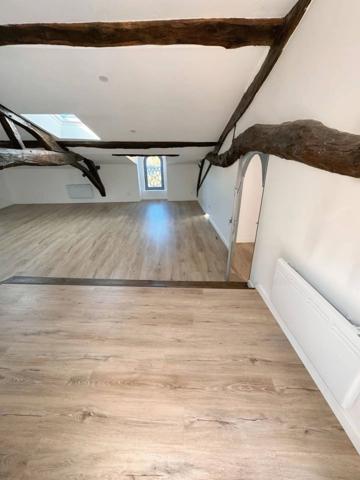 🏢 Immeuble de rapport rénové – 5 appartements – Proche centre-ville de Ribérac