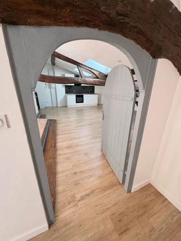 🏢 Immeuble de rapport rénové – 5 appartements – Proche centre-ville de Ribérac