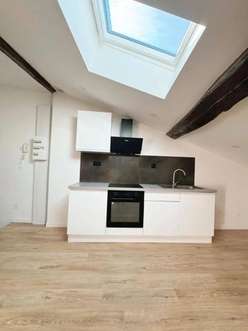 🏢 Immeuble de rapport rénové – 5 appartements – Proche centre-ville de Ribérac