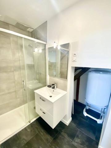 🏢 Immeuble de rapport rénové – 5 appartements – Proche centre-ville de Ribérac