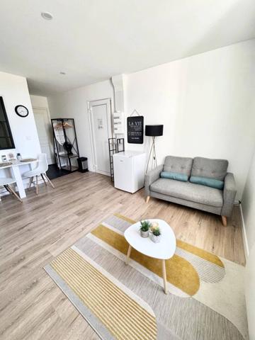 🏢 Immeuble de rapport rénové – 5 appartements – Proche centre-ville de Ribérac