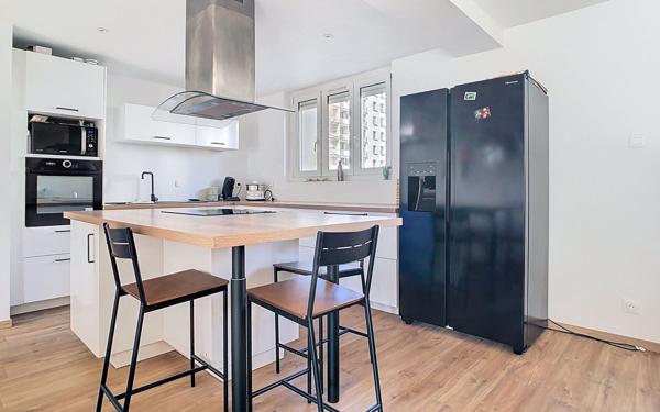 Appartement à louer    3 pièces • 74,45 m2 Brest