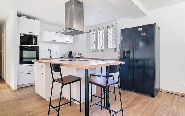 Appartement à louer    3 pièces • 74,45 m2 Brest