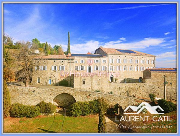 Commerce à vendre 25 pièces de 1 700 m²