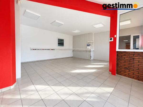 MACOURIA - Ensemble immobilier professionnel sur 2 936 m2 avec maison T4 et 483 m2 de locaux Professionnel en Zone Artisanale de Soula