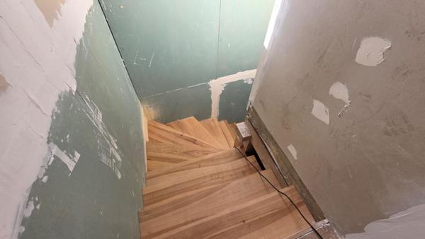 Maison Vergt 5 pièces 110 m2 et Grange avec terrain constructible