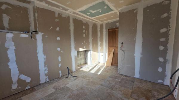 Maison Vergt 5 pièces 110 m2 et Grange avec terrain constructible