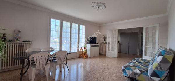 Villa sur sous-sol offrant 3 chambres, proche des commodites dans un environnement calme