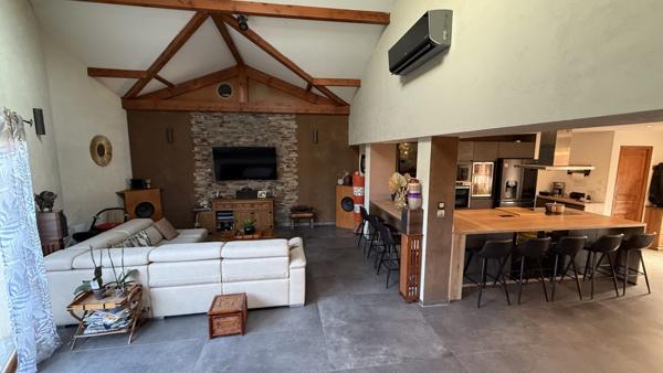 MAISON PLAIN-PIED 144 m²/terrain 660 m²