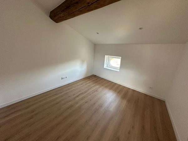 Appartement entièrement rénové