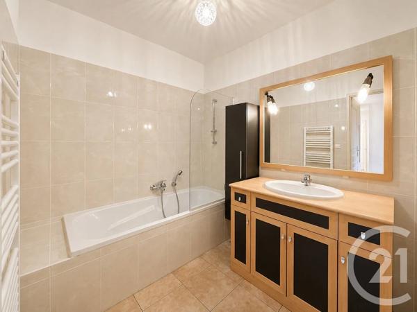 Appartement T3 à vendre  3 pièces - 77,95 m 2   CALVI  - 202