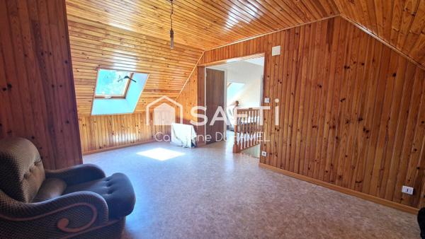 ISOLEE DES VOISINS , SUR 4 400 m², 7 mn  GARE SENS