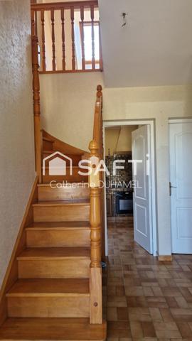 ISOLEE DES VOISINS , SUR 4 400 m², 7 mn  GARE SENS