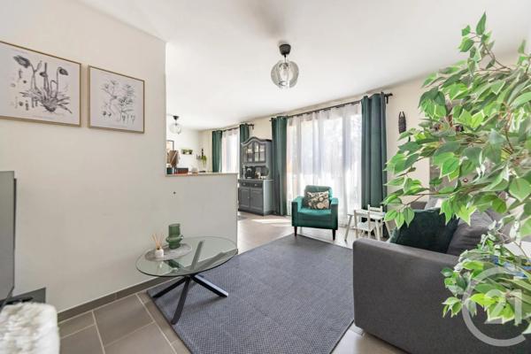Appartement F4 à vendre  4 pièces - 67,38 m 2   VIGNEUX SUR SEINE  - 91