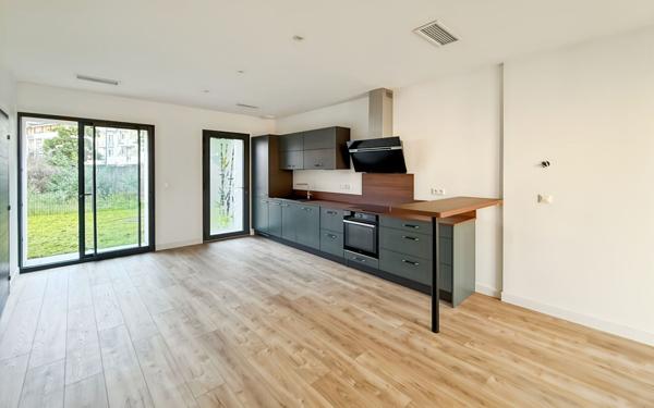 Appartement à vendre    3 pièces • 71,46 m2 Billère