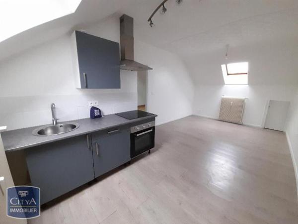 Appartement à louer 2 pièces 32.53m² Charleville-Mézières (08000)