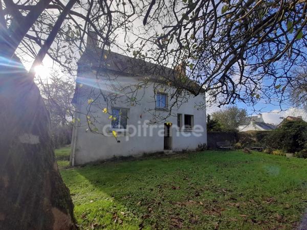 Maison à vendre 5 pièces PLOGONNEC (29180) sur sous-sol total - Surface habitable 120,94 m2- 3 chambres - Parcelle de 709m2