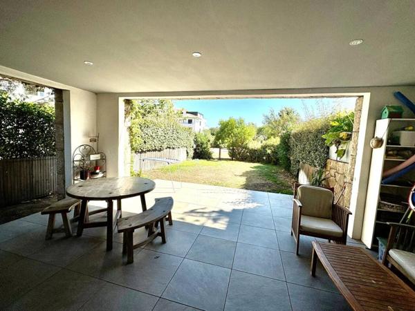 Appartement avec jardin dans un domaine privé à Porto-Vecchio