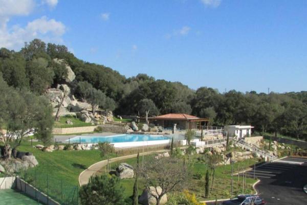 Appartement avec jardin dans un domaine privé à Porto-Vecchio