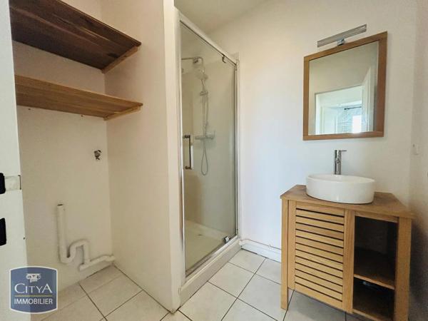 Appartement à louer 3 pièces 52.55m² Chartres (28000)