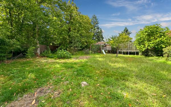 Maison à vendre    8 pièces • 280 m2 Yvoy-le-Marron